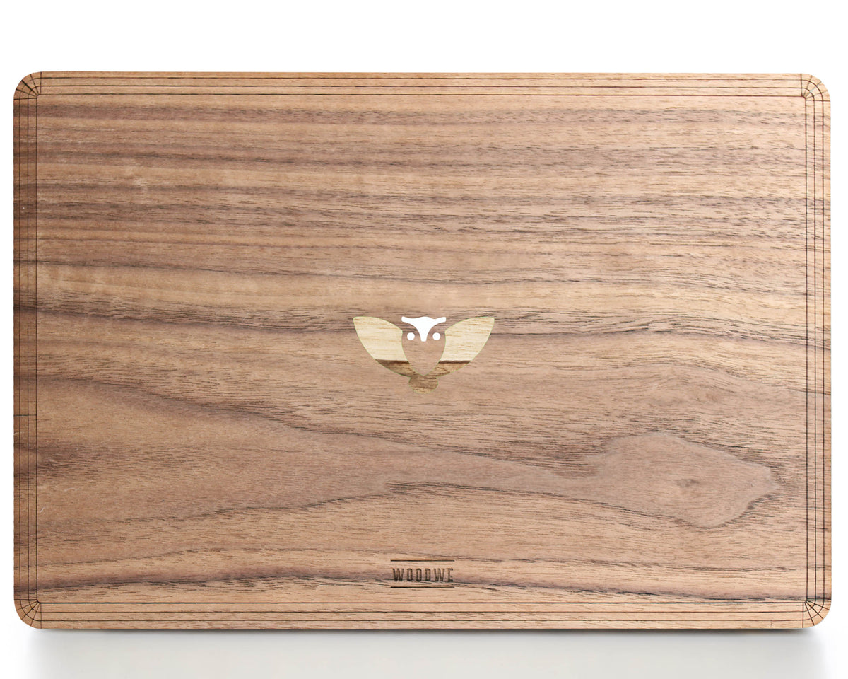 Flying Owl - Character - Macbook Wood Skin